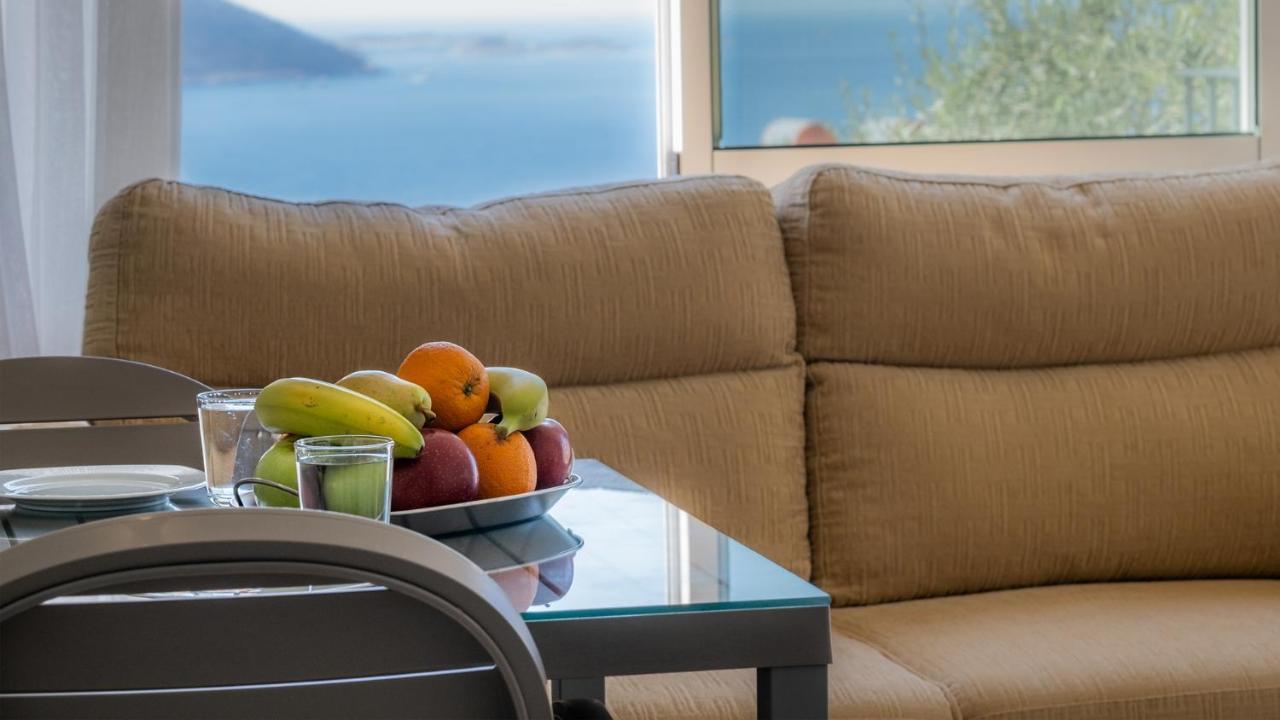 Sea Mist Suites カシュ エクステリア 写真